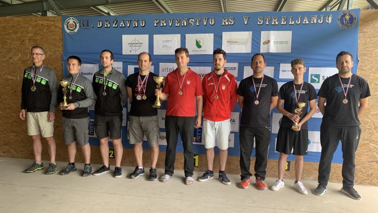 sd-štefan-kovač-turnišče, državno-prvenstvo