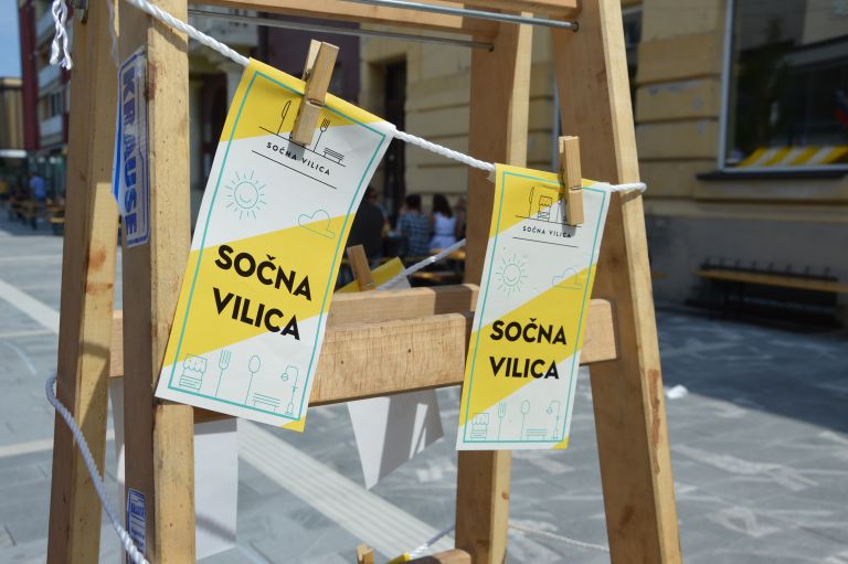 sočna-vilica, ulična-kulinarika, slovenska-ulica