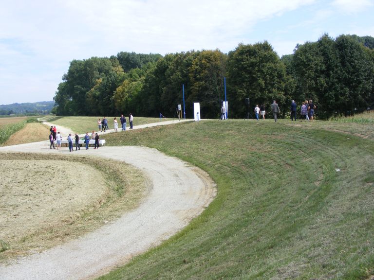 benica, nasipi