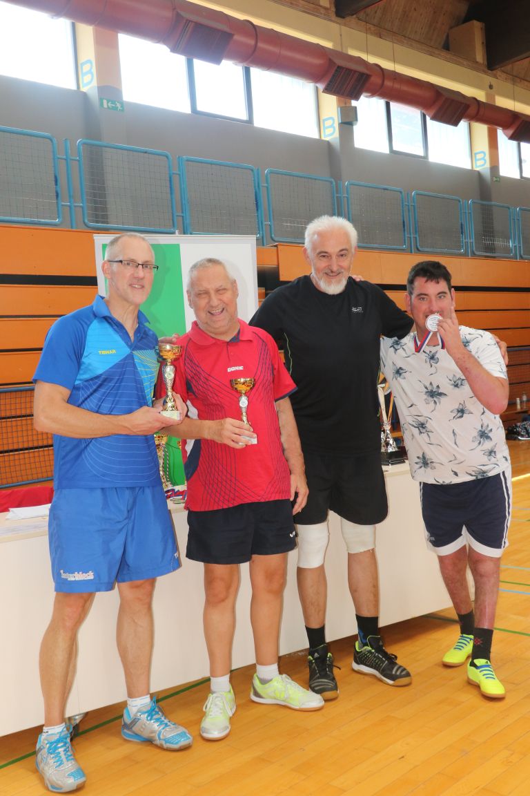 namizni-tenis, podelitev