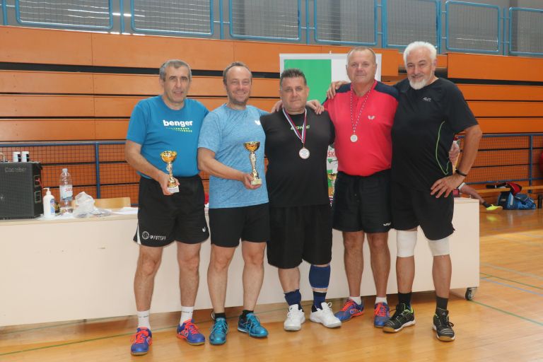 namizni-tenis, podelitev
