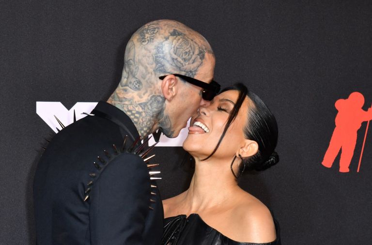 kourtney-kardashian, travis-barker