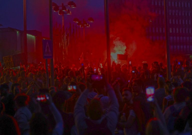 protest, pct, trg republike.JPG