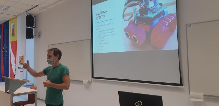 _zzzzzrobotika__2_.jpg