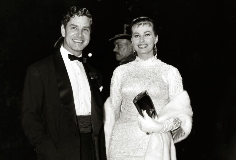 Anthony Steel Anita Ekberg .jpg