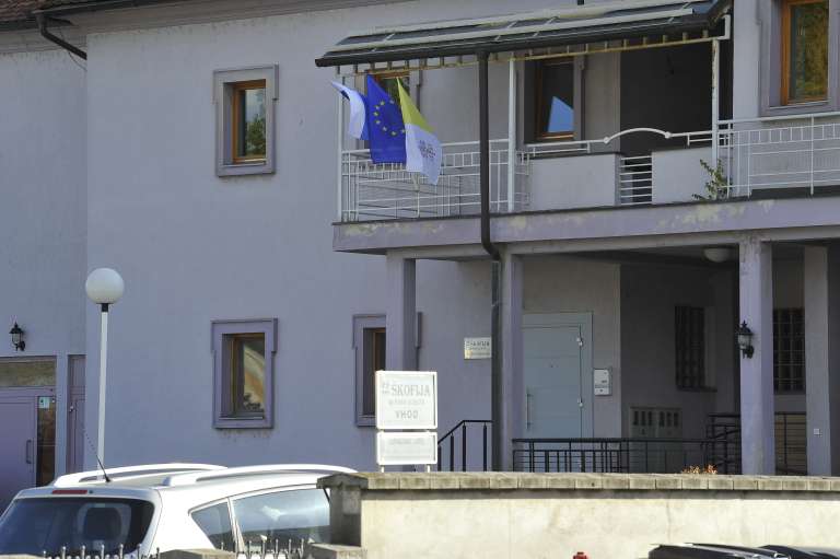 murska-sobota, škofija, cerkev, zastave