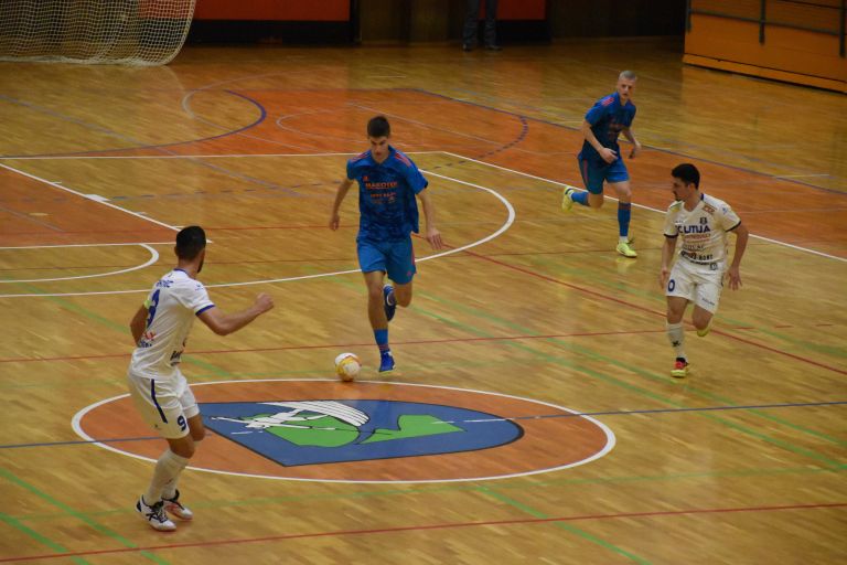 šport, futsal, poraz