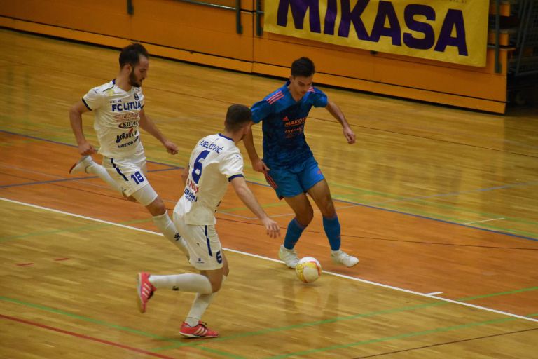 šport, futsal, poraz