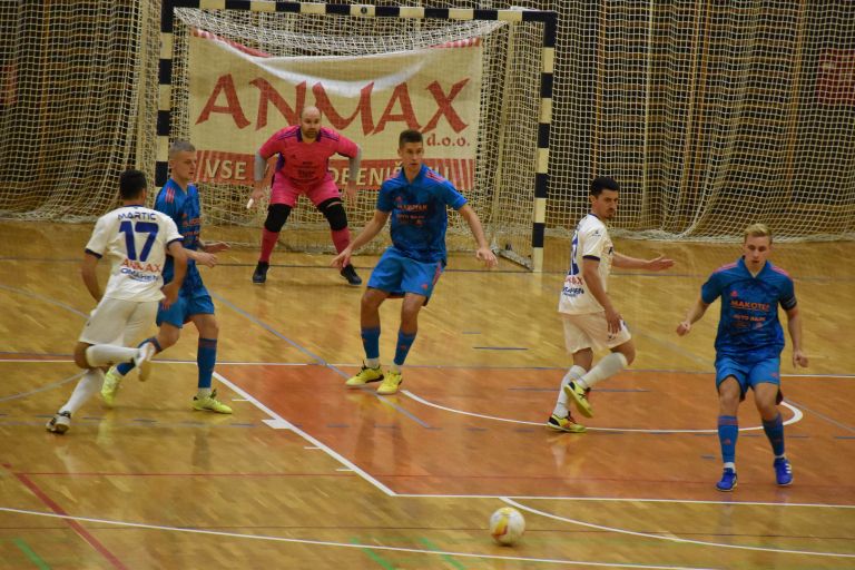šport, futsal, poraz