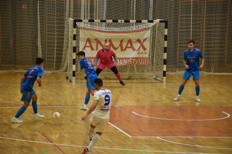 šport, futsal, poraz
