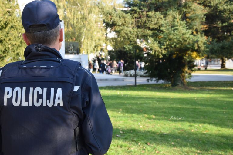 protest, shod, pct, pogoj, policija, trg-zmage