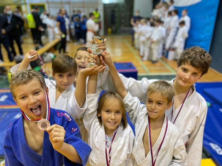 judo-klub-štorkljice