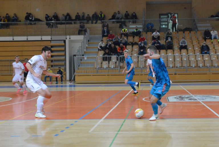 meteorplast-šic-bar, dobrepolje, futsal