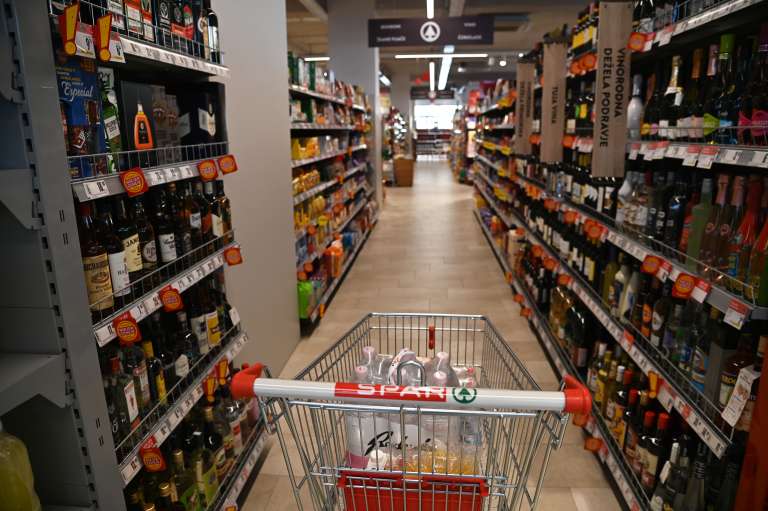 nakupovanje, trgovina, denar, denarnica, spar, prehranski-izdelki