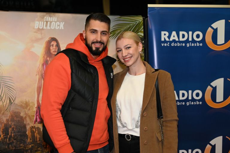 Challe Salle, Yvonne Srdoč