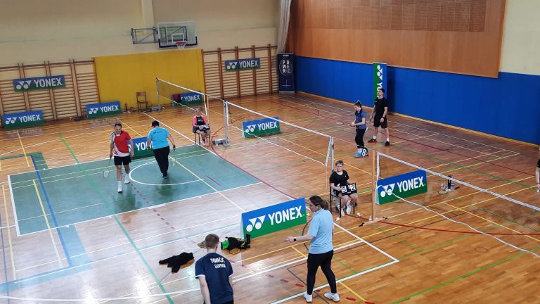 _zzbadminton__1_.jpg