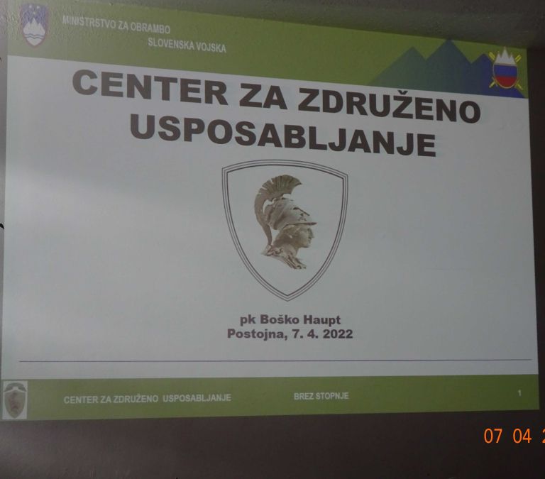 _01_prosojnica_czu1.jpg