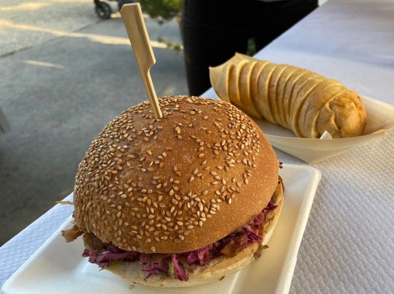 burgerinklobasicavtestu.jpg