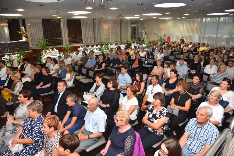 moravske-tolice, podelitev-srebrnih-znakov-in-priznanj