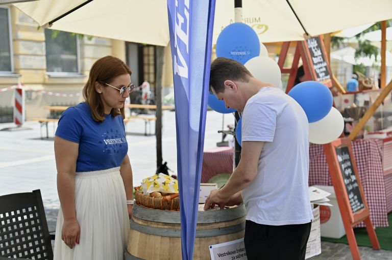 sočna-vilica, festival-ulične-kulinarike, slovenska-ulica