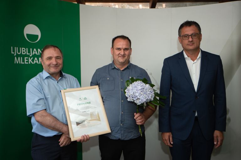 _znajbolj_kakovostno_mleko.jpg