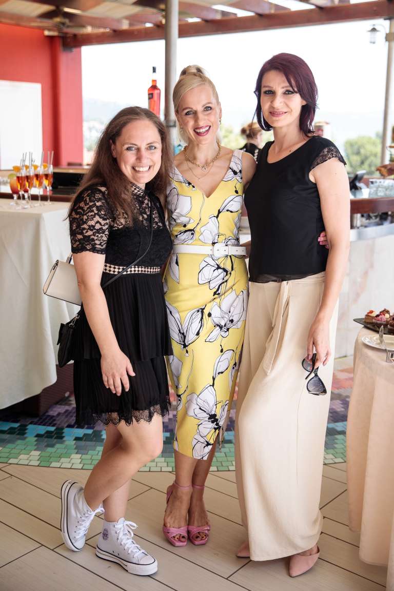 barbara_pungercic_puntar__lisca__nika_urbas_ambrozic__tamara_busar.jpg