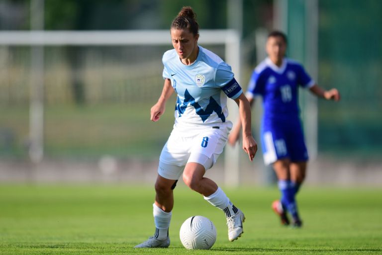slovenija, kazahstan, 2-:-0, zver, sara-makovec