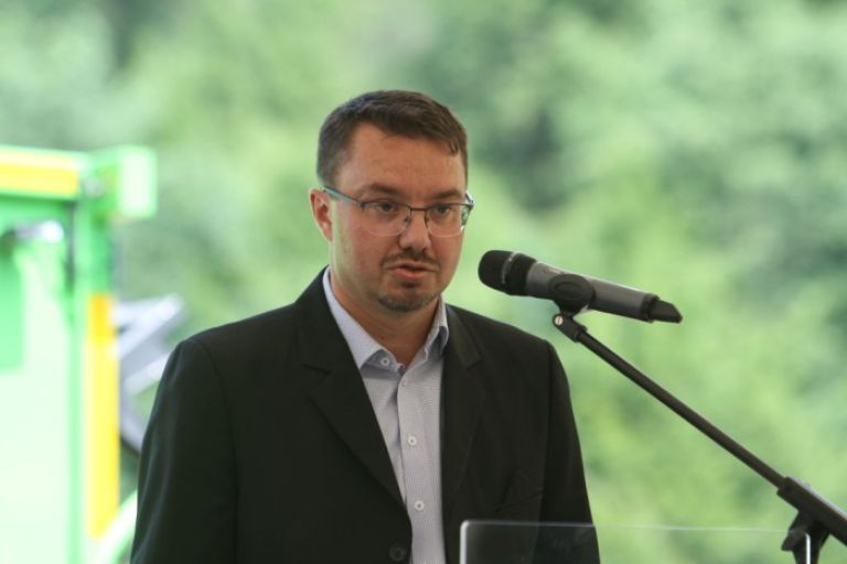 starbek.jpg