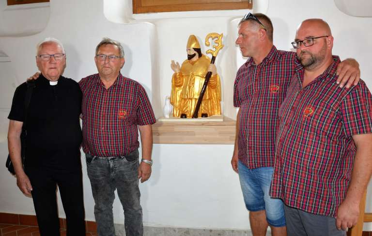 d38_vinogradnikinagrajenci.jpg