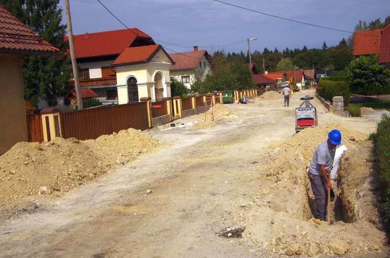 d37_maharovec1.jpg