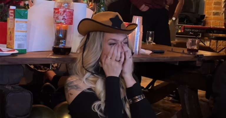 Nika Zorjan, jok.jpg
