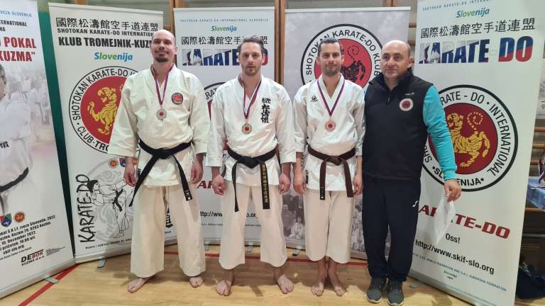shotokan-karate-do-kluba-tromejnik-kuzma, turnir, pokal