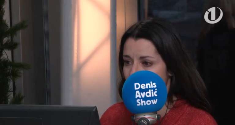 Janja Morelj.png
