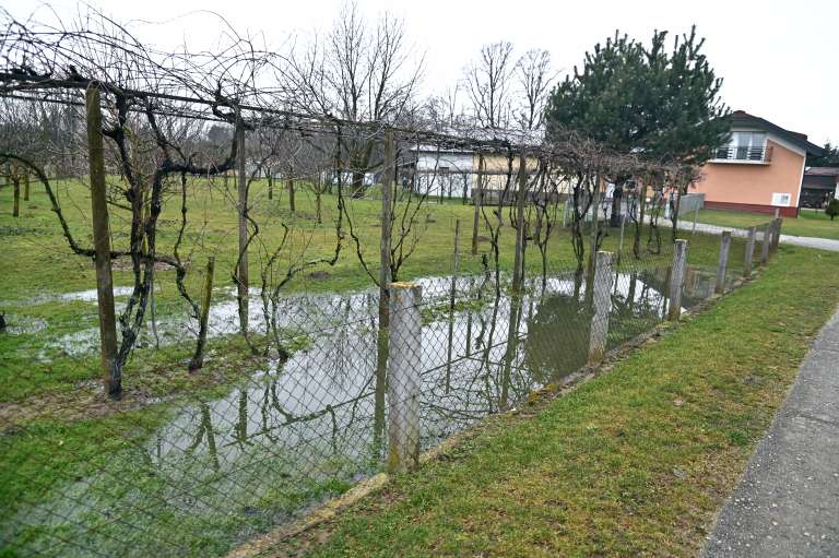 poplave, obilno-deževje, poplavljena-polja, sodišinci, poplavljeni-sodišinci
