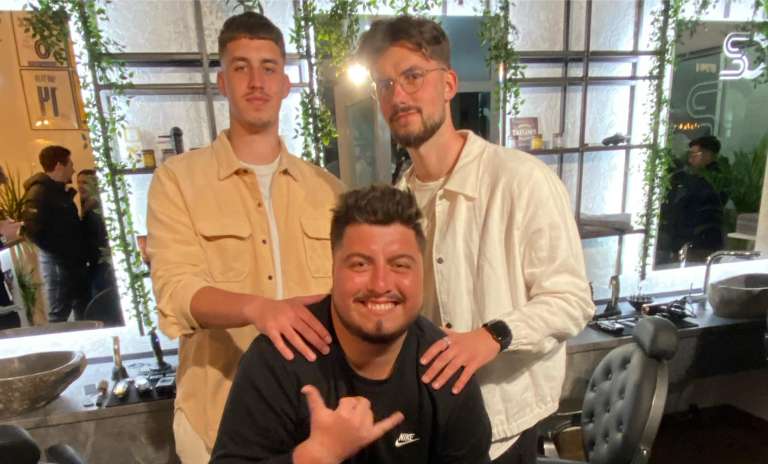Luka sešek z bratoma.jpg