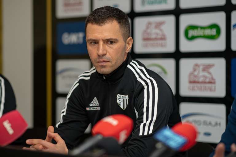 mura, dejan-grabić, tiskovna-konferenca, trener