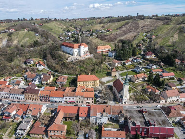 lendava, dron, simbolična