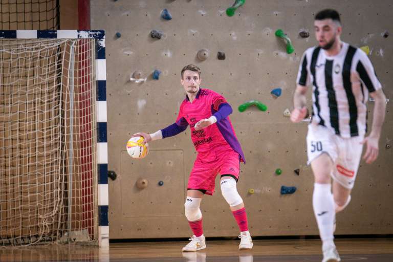 futsal, meteorplast, dobovec
