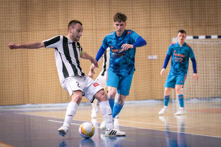 futsal, meteorplast, dobovec