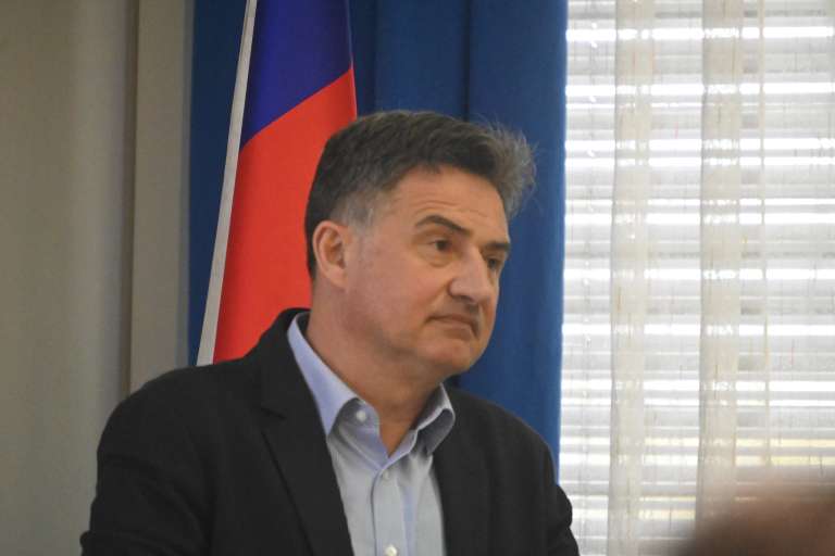 svet-regije, župani, vojašnica-ms