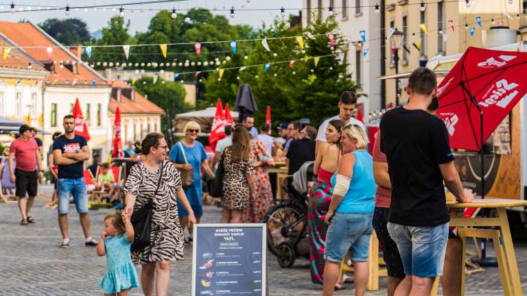 karavanaokusov_nm_083__2022__foto_matjaz_kosmac.jpg