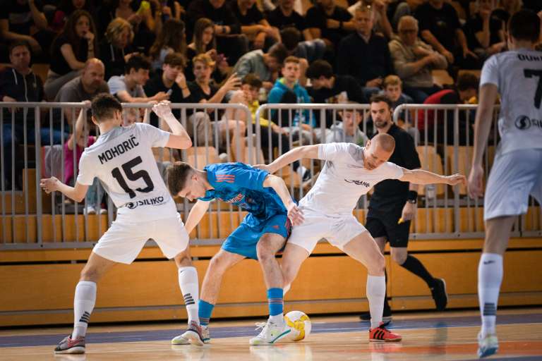meteorplast-šic-bar, siliko, futsal, polfinale