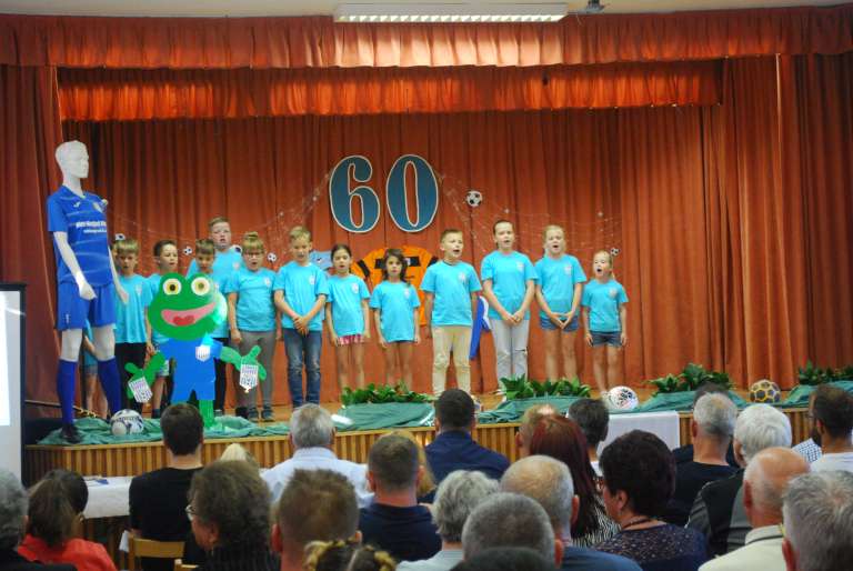 nk-dokležovje, 60-let, vaški-dom