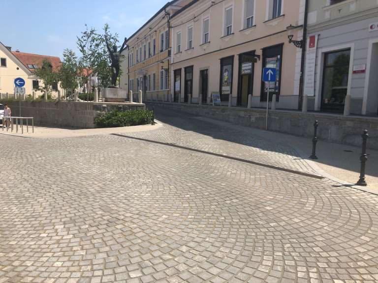 od_srede_je_predvidena_zapora_v_krirozmanove_in_preernovega_trga.jpg