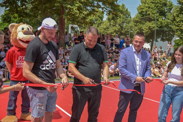 goran-dragić, fundacija, košarkaško-igrišče, osnovna-šola-i-murska-sobota, otvoritev-igrišča