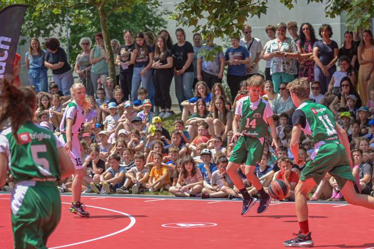 goran-dragić, fundacija, košarkaško-igrišče, osnovna-šola-i-murska-sobota, otvoritev-igrišča