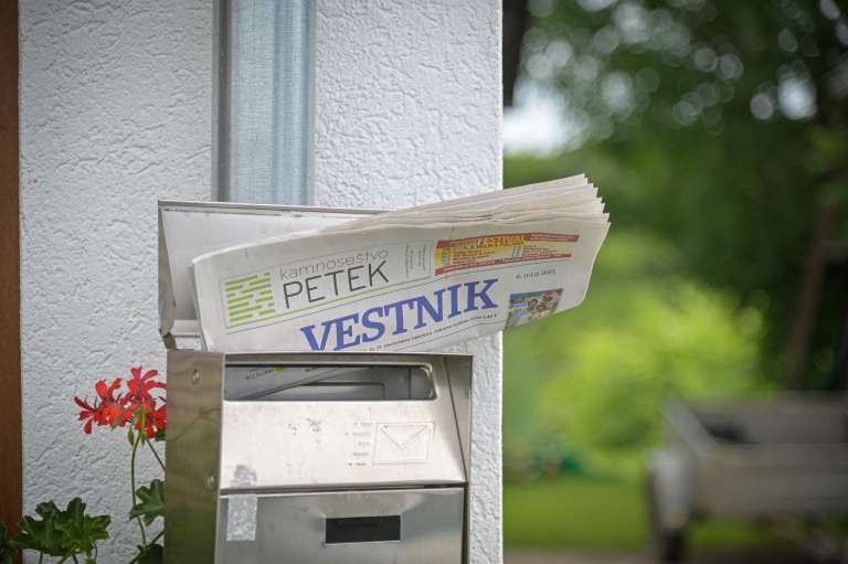 naslovnica, vestnik, časopis