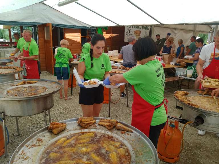 hotiza, ribiški-dnevi
