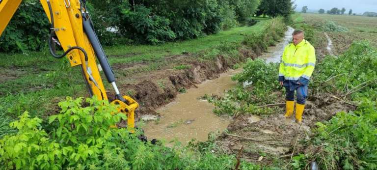 poplave-2023, moravske-toplice, lipnica, potok, voda, razlivanja