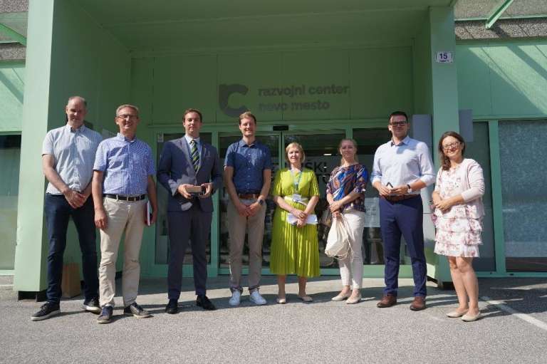 jv_slovenija__52__mediumw.jpg